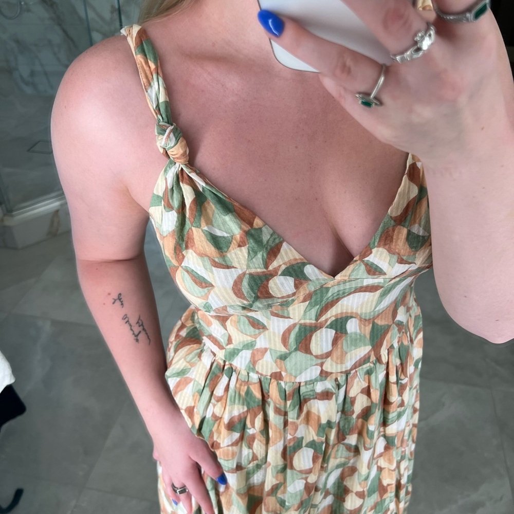 NWT Abercrombie Midi Dress - Picture 3 of 4